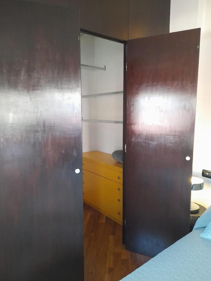 Bilocale Vista Mare Con Terrazzo-Porto Antico- Parcheggio Scontato Apartment Genoa Luaran gambar
